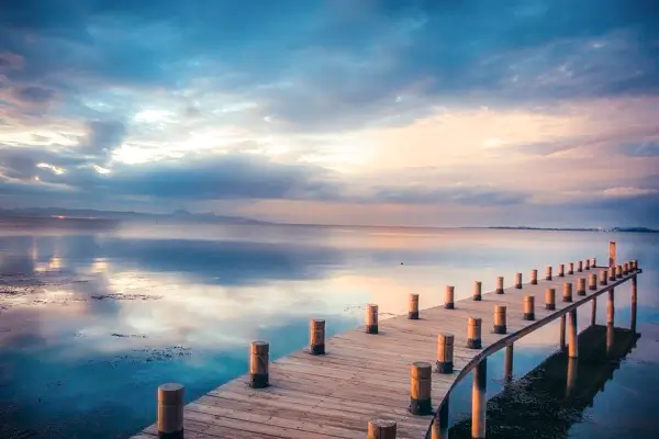 尼日利亚人去到瑞典旅游多少钱